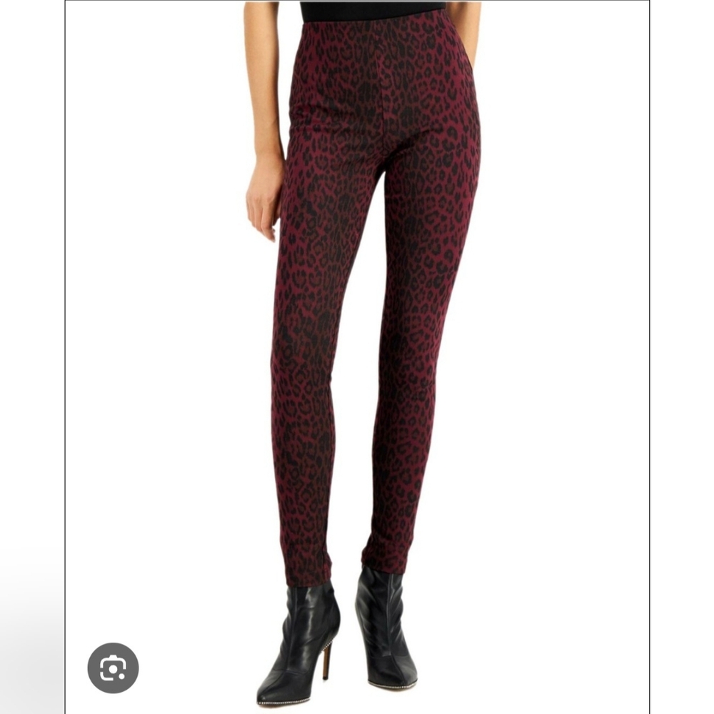 INC WOMEN'S RED ANIMAL PRINT LEGGINGS SIZE 2
